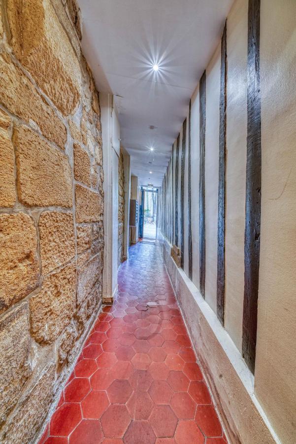 Chic Louvre Apartment Париж Экстерьер фото