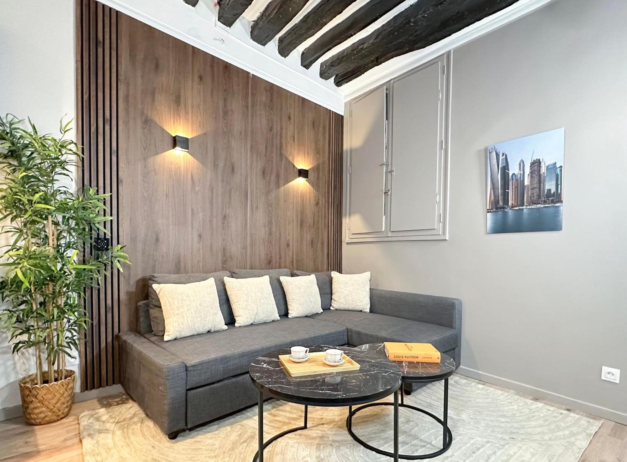 Chic Louvre Apartment Париж Экстерьер фото